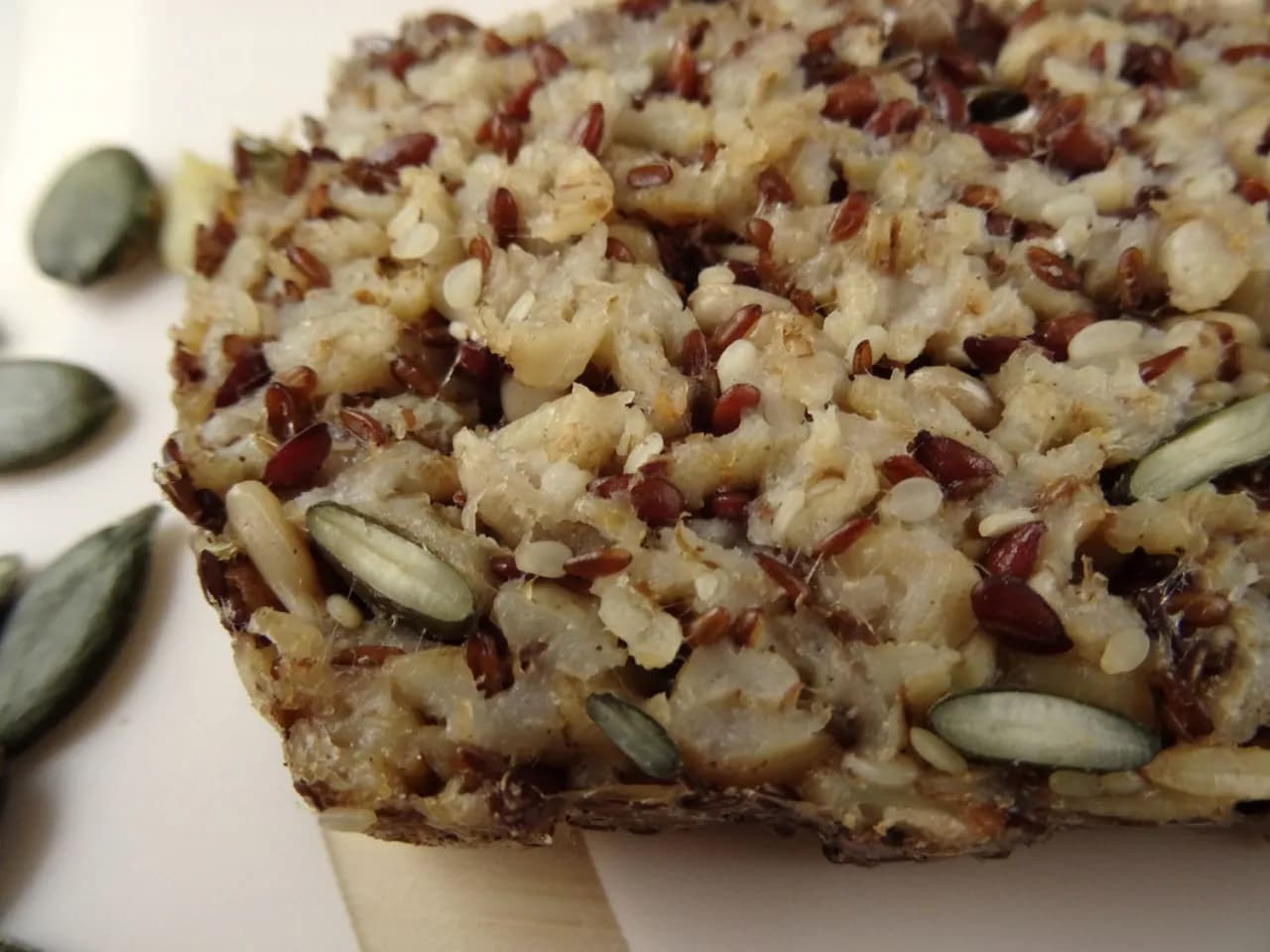 Zrób ten chleb z płatkami owsianymi i oczaruj domowników! Przepis