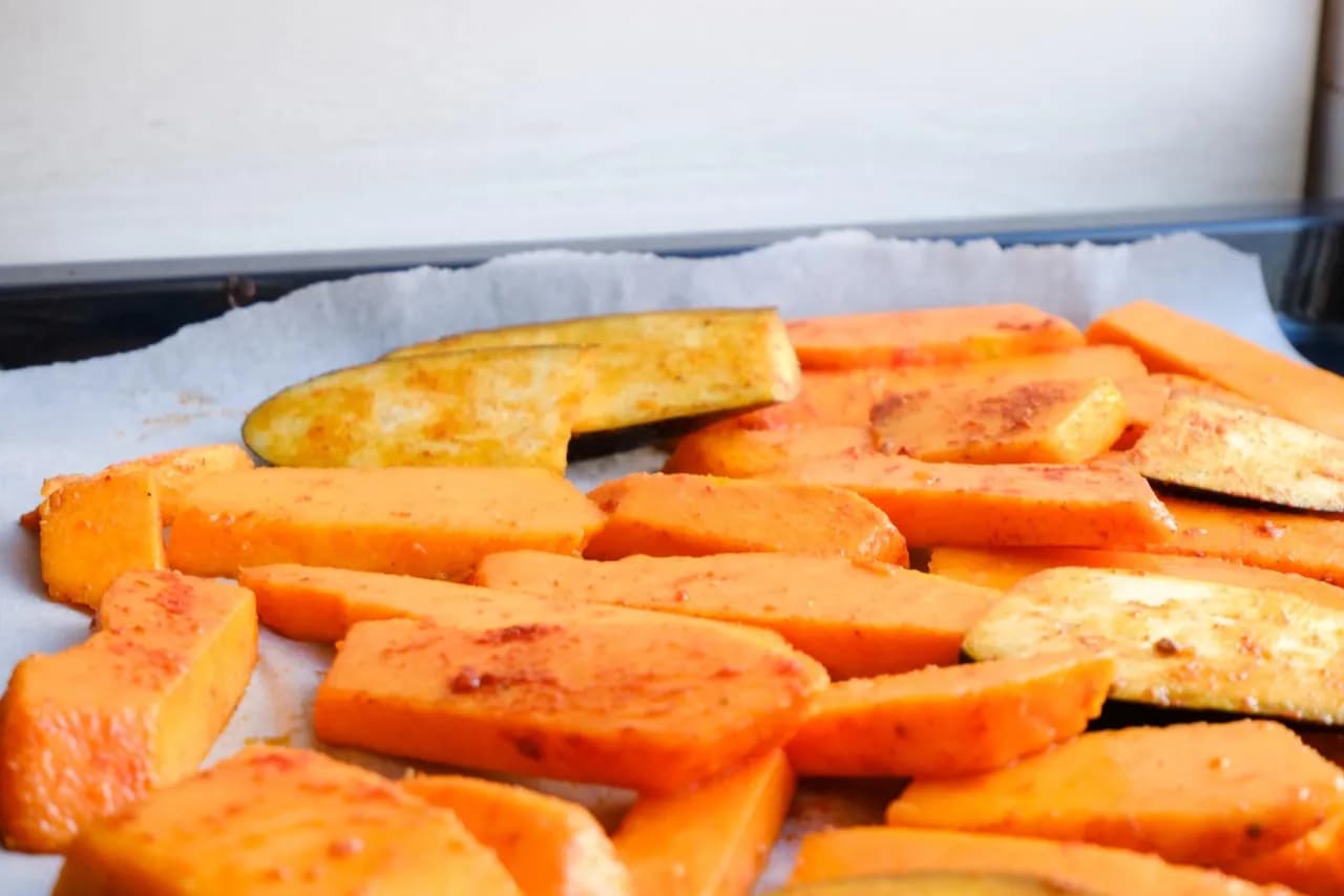 Jakie przyprawy do batatów z piekarnika, by zachwycić smakiem?