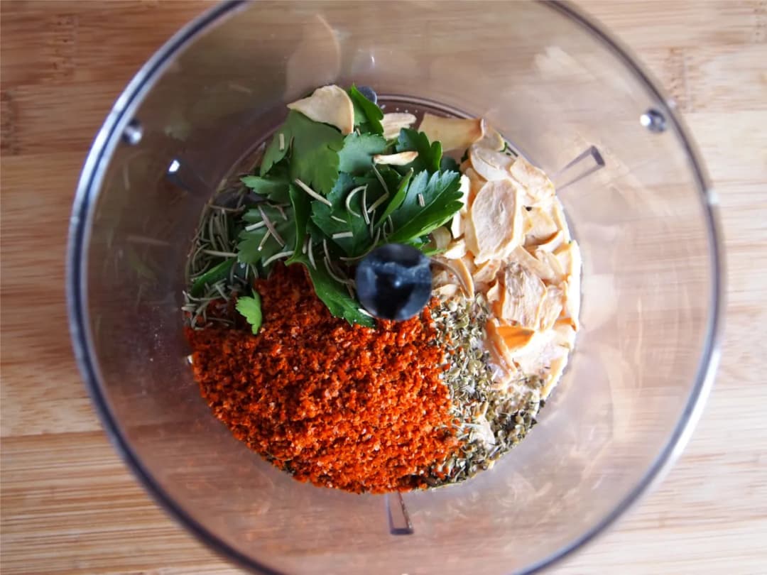 Jakie przyprawy do pieczonych ziemniaków, aby zyskały wyjątkowy smak