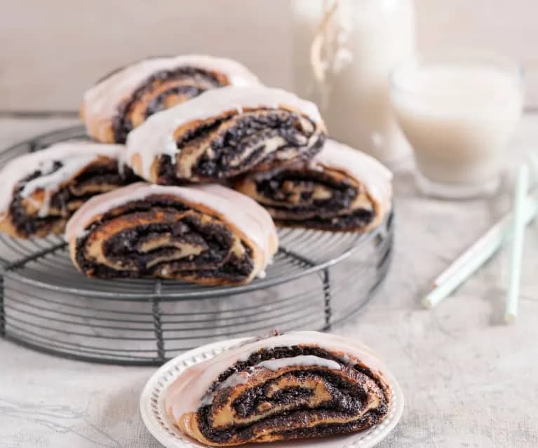 Drożdżówki z makiem z Thermomixa: idealne na śniadanie