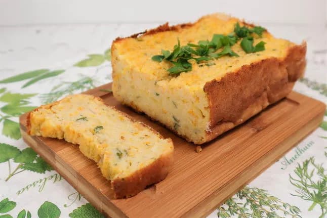 Pasztet z cukinii i mięsa mielonego to sposób na zaskoczenie gości?