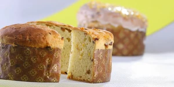 Maślane ciasto drożdżowe: Delikatność i intensywność smaku w jednym