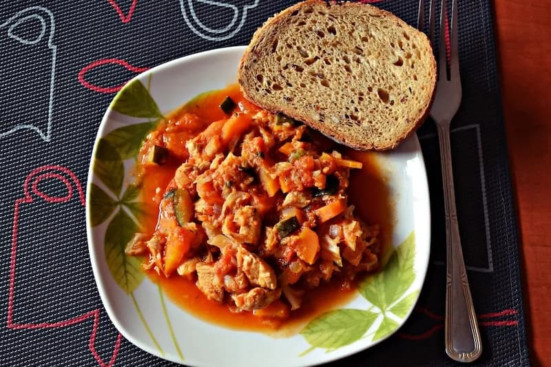 Bigos z włoskiej kapusty? Odkrywamy to nowe oblicze tego dania!