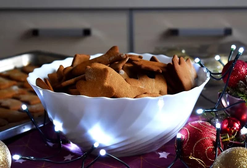 Jak upiec pierniczki bezglutenowe, by były idealnie kruche i smaczne?